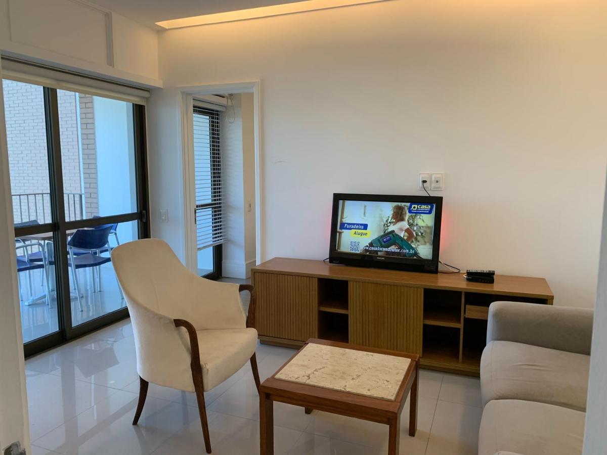 Flat Com 65 Metros; Sala; Duas Suites; Cozinha Recem-Reformado Rio de Janeiro Kültér fotó